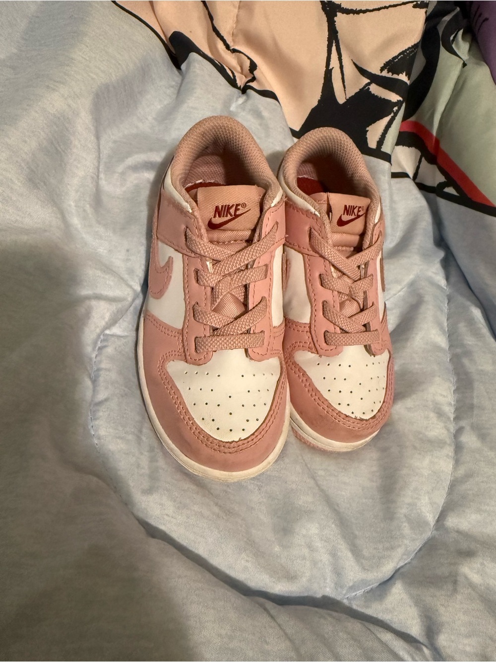 Nike Kids Pink and White Low-Top Sneakers